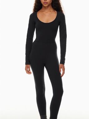 SOLD OUT - Aritzia Wilfred Free Maxe Jumpsuit